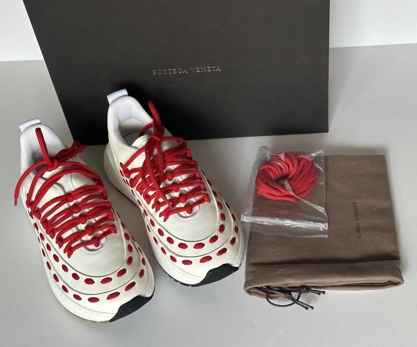 Bottega Veneta Mens Leather White/Red Sneakers 12 US (45 Euro) 578305 NIB $990