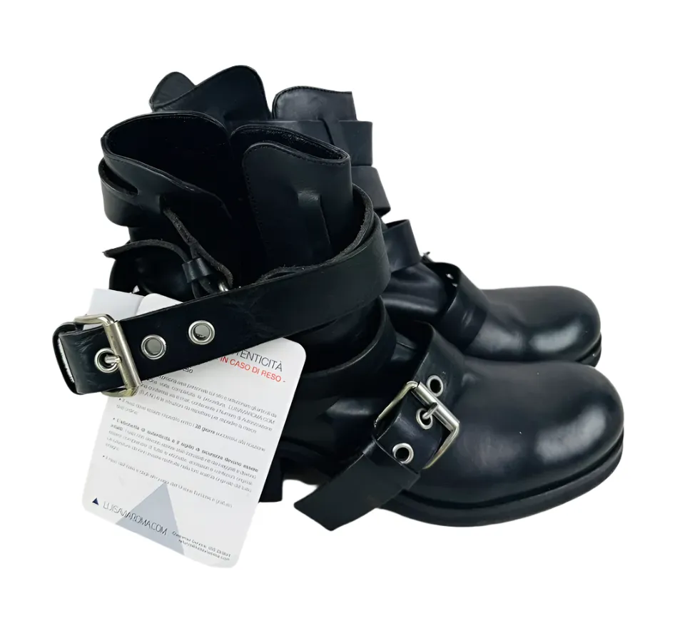 Strategia Black Leather Belted Women’s Biker Boots Size UK 6
